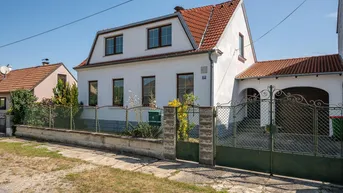 Expose Gepflegtes Landhaus trifft idyllisches Grundstück - beste Lage!