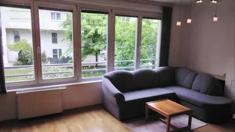 Expose Ideal für Expats: provisionsfreie Wohnung, voll möbliert, Ruhige Lage, mit Ubahn Anbindung! 