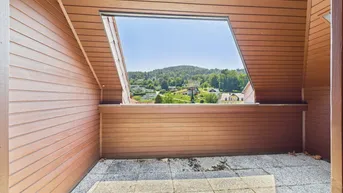 Expose Charmantes Penthouse in Reifnitz – Ihr Wohntraum direkt am Wörthersee!