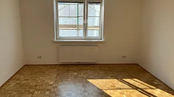 Expose von PRIVAT (KEINE PROVISION!): Sonnige, nette, sehr helle 2-Zimmer-Wohnung in sehr guter, ruhiger Lage in Hetzendorf zu vermieten