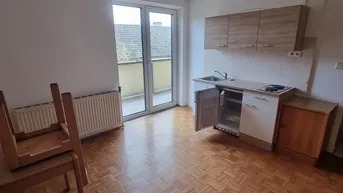 Expose Gemütliche sanierte 1 Zimmer Wohnung 24m² südseitig in Kirchstetten mit kleinen Balkon