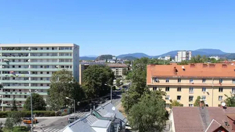 Expose Attraktive Anlegerwohnung mit Schlossbergblick – Retro-Flair in Toplage von Graz