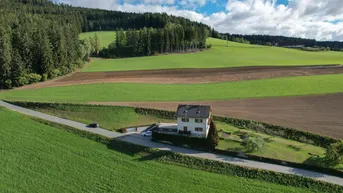 Expose Großzügiges Wohnhaus in herrlicher Alleinlage – ein Paradies für Naturliebhaber!