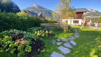 Expose Charmantes Einfamilienhaus mit Gartenoase in idyllischer Naturkulisse
