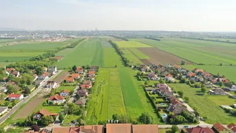 Expose Baugrundstück für Einfamilienhaus oder Doppelhaus, Stadtgrenze Wien, 12 min zum Hauptbahnhof