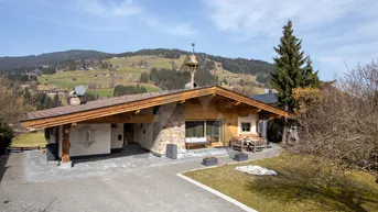 Expose Tiroler Landhaus mit Freizeitwohnsitzwidmung in Traumlage und Ski in / Ski out