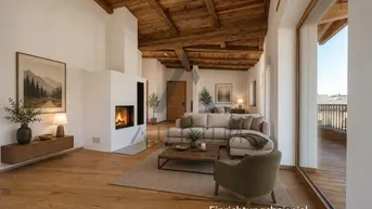 Helles Wohnzimmer mit modernem Kamin, Holzbalkendecke und Zugang zu einem Balkon.