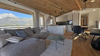 Expose Erstbezug: Penthouse in zentraler Lage mit traumhaften Blick