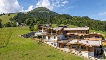 Expose Luxuriöse Chalets an der Skiwiese in bester Panoramalage in Kirchberg
