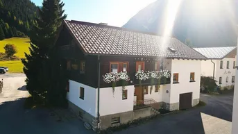 Expose TOPLAGE IN GALTÜR – RUHIG, SONNIG, MIT HEIMELIGER ATMOSPHÄRE