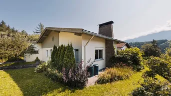 Expose Natters: Wundervoller Bungalow auf großem Grundstück