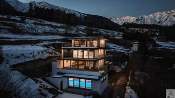 Expose Opulente Villa auf 4 Etagen - Luxus in Perfektion mit 360° Berglandschaft als Zukunftsinvestment