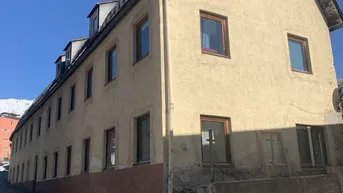 Expose Einzigartiges Mehrfamilienhaus in Imst: Renovierungsprojekt mit Potenzial