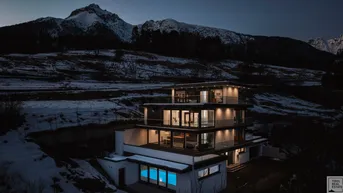 Expose Opulente Villa auf 4 Etagen - Luxus in Perfektion mit 360° Berglandschaft als Zukunftsinvestment