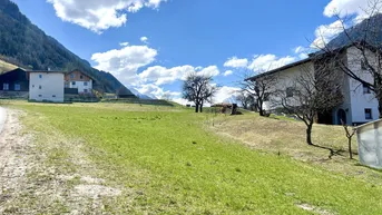 Expose Sonniges Baugrundstück mit ca. 856m² in Tösens