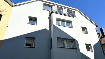 Expose Helle 2-Zimmer-Wohnung mit großer Sonnenterrasse im Herzen von Imst als perfekte Anlage!