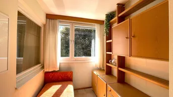 Expose PREISREDUKTION ! ! !Top gelegene, helle 1,5-Zimmer-Wohnung mit Grünblick &amp; Nordkette-Panorama