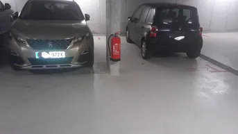 Expose Tiefgaragenplatz in Rothneusiedl zu vermieten