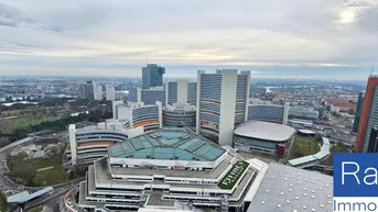 Expose 2-Zimmerwohnung im Mischek Tower mit traumhaftem Blick auf die Donau zu verkaufen € 499.000