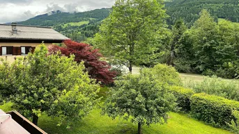 Expose Alpine Lifestyle Wohnung mit Kachelofen, Badewanne und Balkon in Bruck an der Großglocknerstraße
