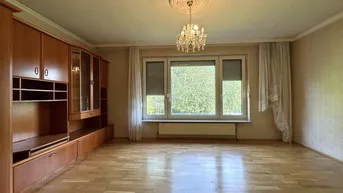 Expose Grund mit ca. 2.305 m² | Sanierungsbedürftiges Haus | separate Doppelgarage | Wienerherberg