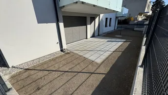Expose Blumengasse - ERSTBEZUG | 2 Zimmer Wohnung | Terrasse &amp; Garten | zzgl. Tiefgaragenstellplatz | Juni 2025 (Top D2)