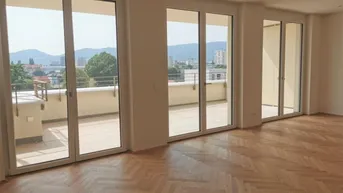 Expose Luxuriöses Penthouse mit Schlossbergblick im Herzen von Graz - PROVISIONSFREI!