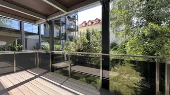 Expose Helle 2-Zimmer-Wohnung mit Extraküche und großem Balkon mit Gartenblick