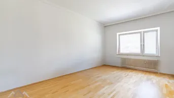 Expose Perfekte Stadtlage: 3-Zimmer-Wohnung mit extra Küche und cleverer Aufteilung