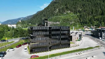 Expose Modern saniertes Büro in Bestlage mit Parkplätzen