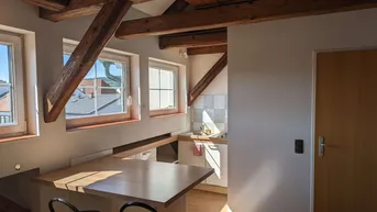 Expose Lichtdurchflutete 1-Zimmer-DG-Wohnung in Pinkafeld