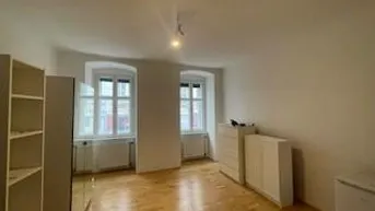 Expose Teilweise möblierte 1-Zimmer Altbauwohnung mit Aufzug