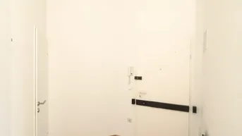 Expose Dachgeschoß-Wohnung mit idealem Grundriss! NEUBAU!