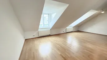 Expose Begehrte Wohnlage in 1180 Wien! Dachgeschosswohnung mit Balkon und Terrasse mit Blick auf die Dächer Wiens