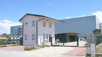 Expose Grundstück mit ca. 1.000 m² &amp; Büro-Container-Haus