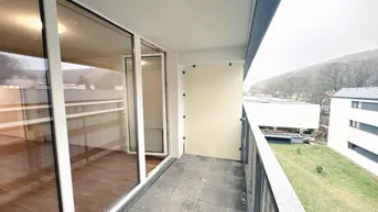 Expose NEU! Preisgünstige 1-Zimmerwohnung mit Loggia nahe Wien zu vermieten! Tiefgaragenstellplätze verfügbar!