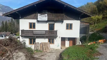 Expose Baugrundstück mit Altbestand in Aussichtslage