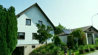 Expose Einfamilienhaus in sehr gutem Zustand mit schönen Garten in toller Lage