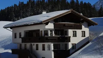 Expose Apartment-Haus in Warth am Arlberg – vielseitiges Investment in Top-Lage