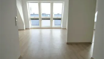 Expose Provisionsfrei: Klimatisierte 63m² DG-Wohnung mit Lift und Fernwärme Nähe U3 - 1110 Wien