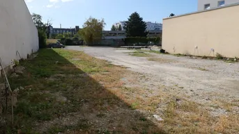 Expose Geiselbergstraße: 1.440m² Grundstück als Park- oder Lagerfläche!