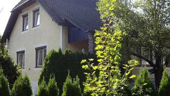 Expose Zweifamilienhaus mit vielen Nutzungsmöglichkeiten im Zentrum von Payerbach
