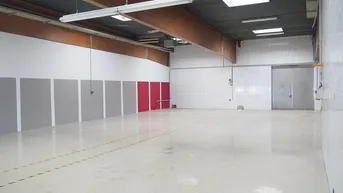 Expose Moderne Halle mit 215 m², 5 m Höhe und idealer Anbindung I vielseitig nutzbar