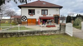 Expose HAUS IM GRÜNEN UND RUHELAGE!