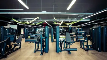 Expose Nachfolger gesucht! Gut geführtes Fitnessstudio sucht neuen Betreiber ...! inkl. sämtlichen Sportgeräten, Mitglieder Übernahme uvm.