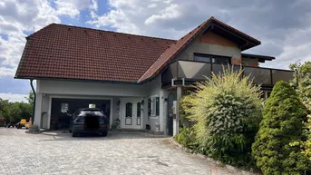 Expose Ruhig gelegenes Wohnhaus für Naturliebhaber mit viel Platz zum Genießen.