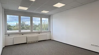 Expose +++ ecobase +++ Modernes Zweiraumbüro ab sofort zu vermieten!