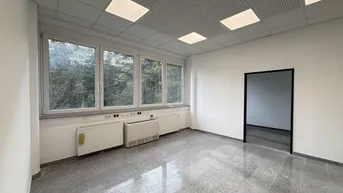 Expose +++ ecobase +++ Modernes 3- Zimmerbüro ab sofort zu vermieten!