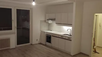 Expose Warmmiete - Singlehit mit Balkon in sehr ruhiger Lage