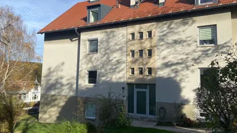 Expose Sehr schöne helle Wohnung zu verkaufen